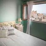 Panoramic Sea & Views Luxury 2 Bedroom 네르하