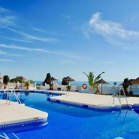 Panoramic Sea & Views Luxury 2 Bedroom *