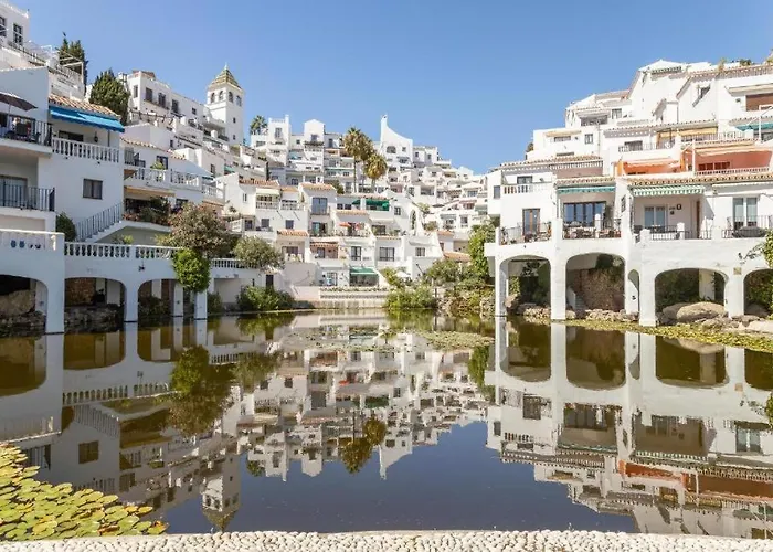 Panoramic Sea & Views Luxury 2 Bedroom Nerja